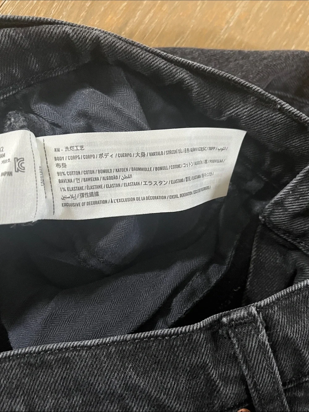 Abercrombie & Fitch 90’s Relaxed High Rise Jeans in Black size 29/8 long - Picture 8 of 8